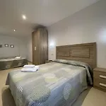 Pensión P&r Hostals Codolar Tossa de Mar