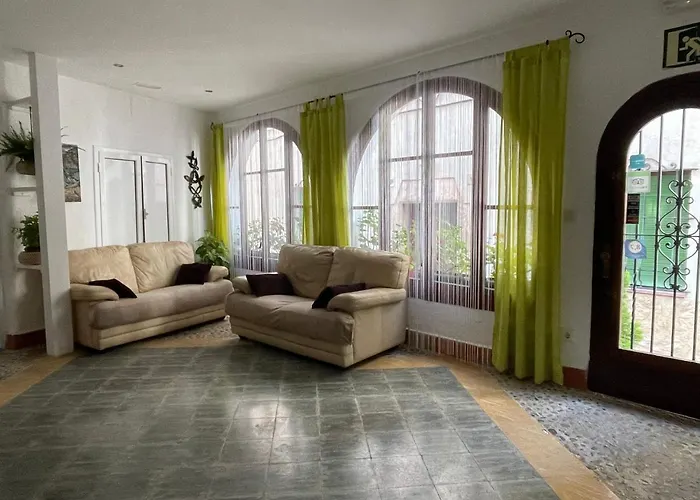 P&r Hostals Codolar توسا ذي مار