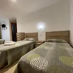 Pensjonat P&r Hostals Codolar Tossa de Mar