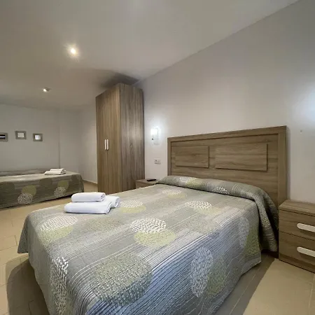 Гостевой дом P&r Hostals Codolar Тосса-де-Мар