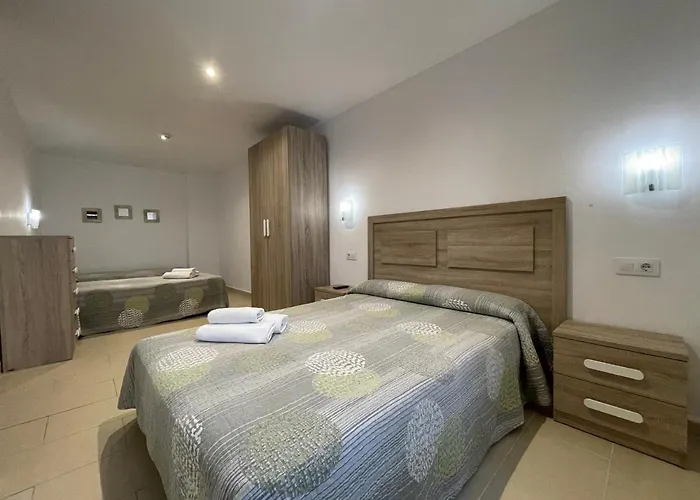 Guest house P&r Hostals Codolar Tossa de Mar