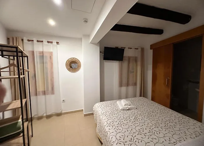 P&r Hostals Codolar Gasthuis